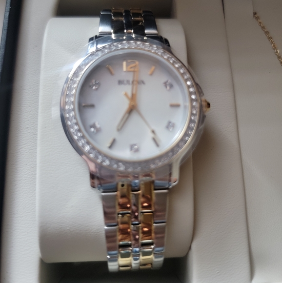 Bulova watch set necklace - Picture 4 of 5